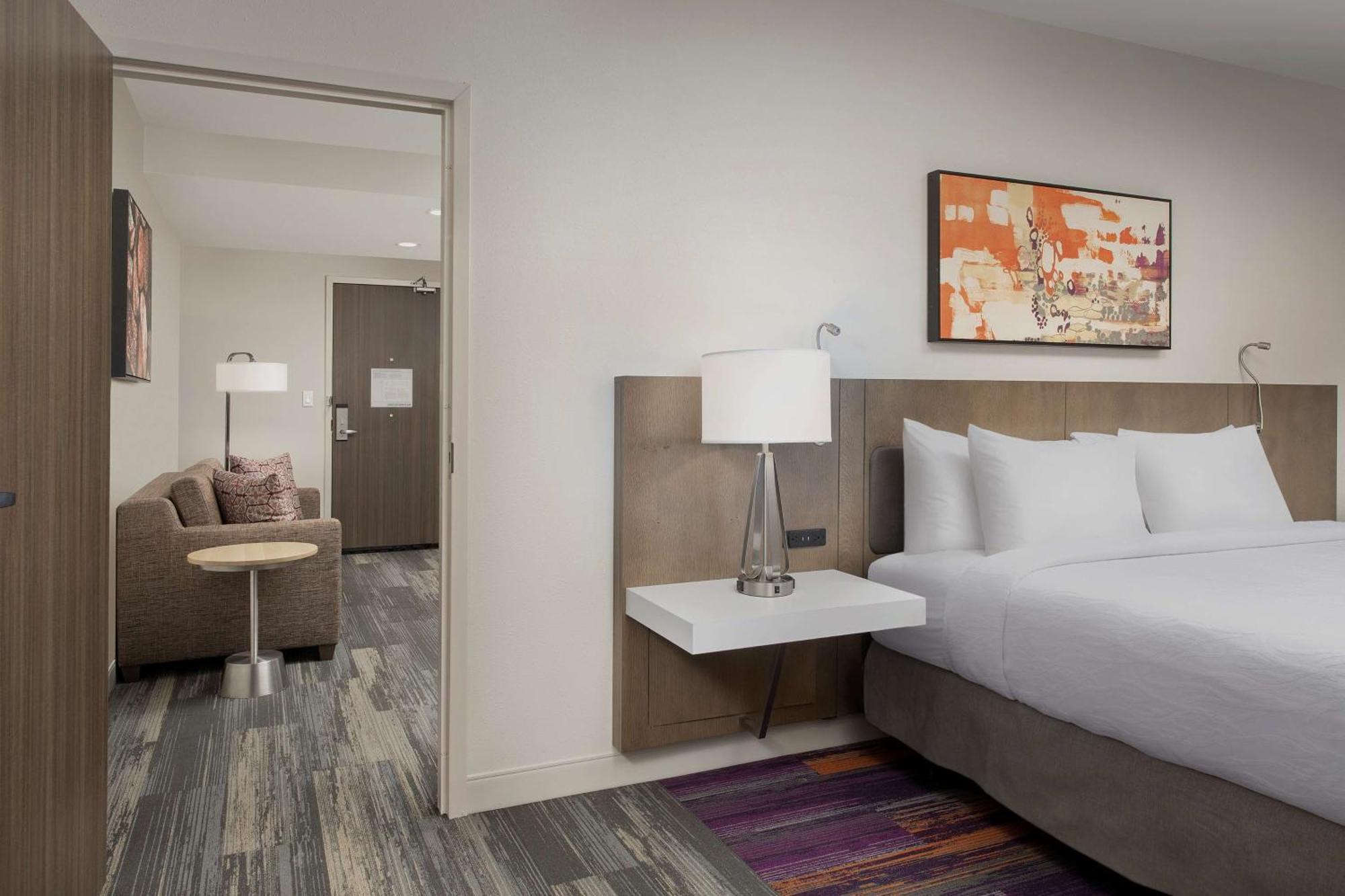 Hilton Garden Inn Columbia Airport, Sc Экстерьер фото