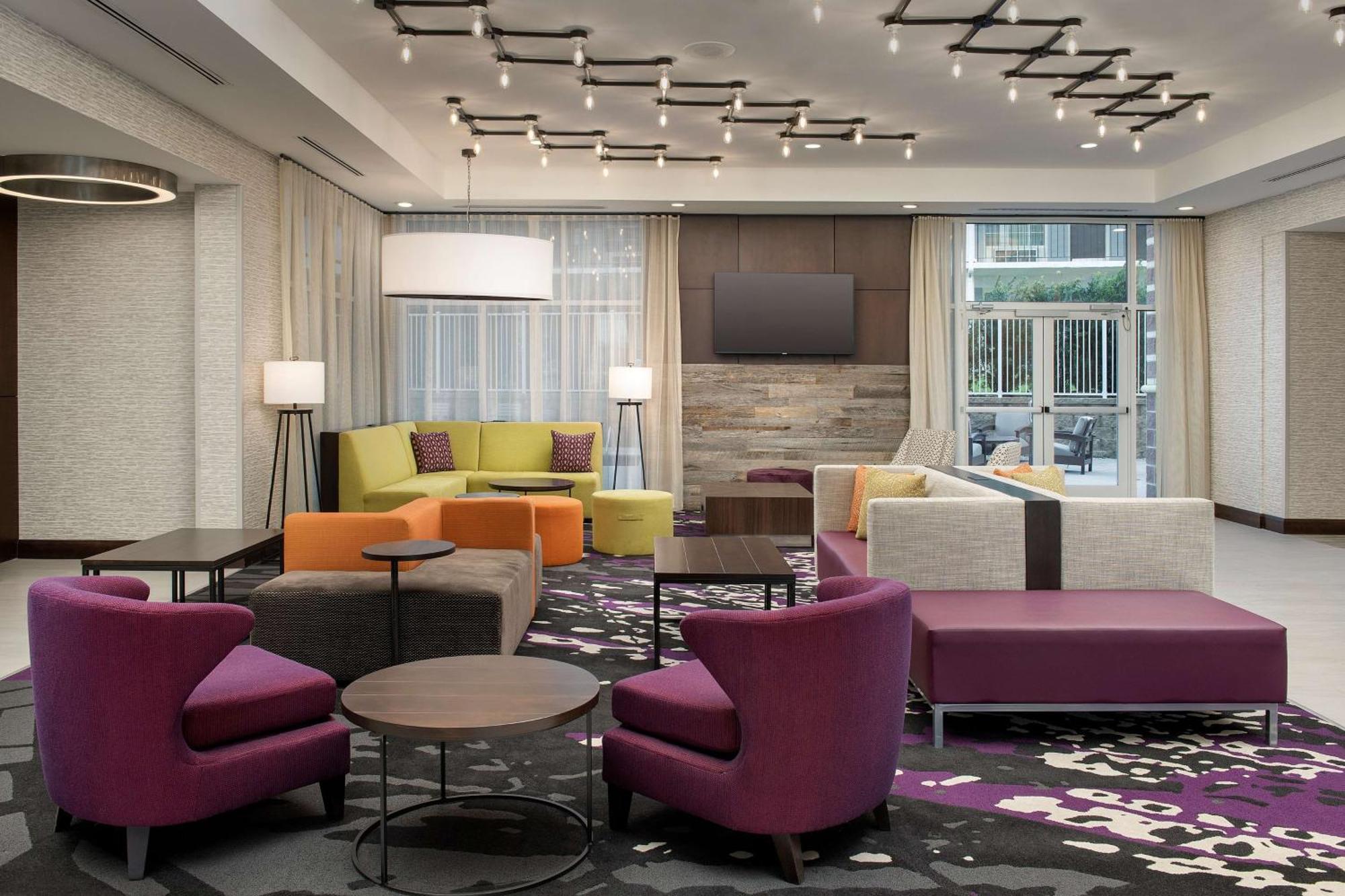 Hilton Garden Inn Columbia Airport, Sc Экстерьер фото