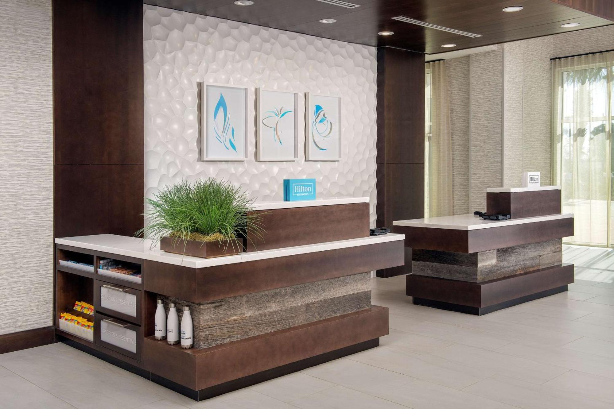 Hilton Garden Inn Columbia Airport, Sc Экстерьер фото