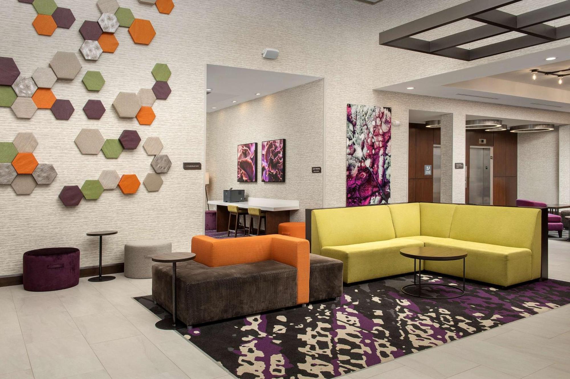 Hilton Garden Inn Columbia Airport, Sc Экстерьер фото