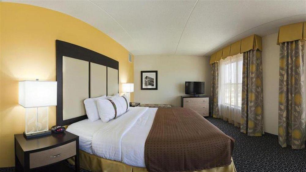 Hilton Garden Inn Columbia Airport, Sc Экстерьер фото