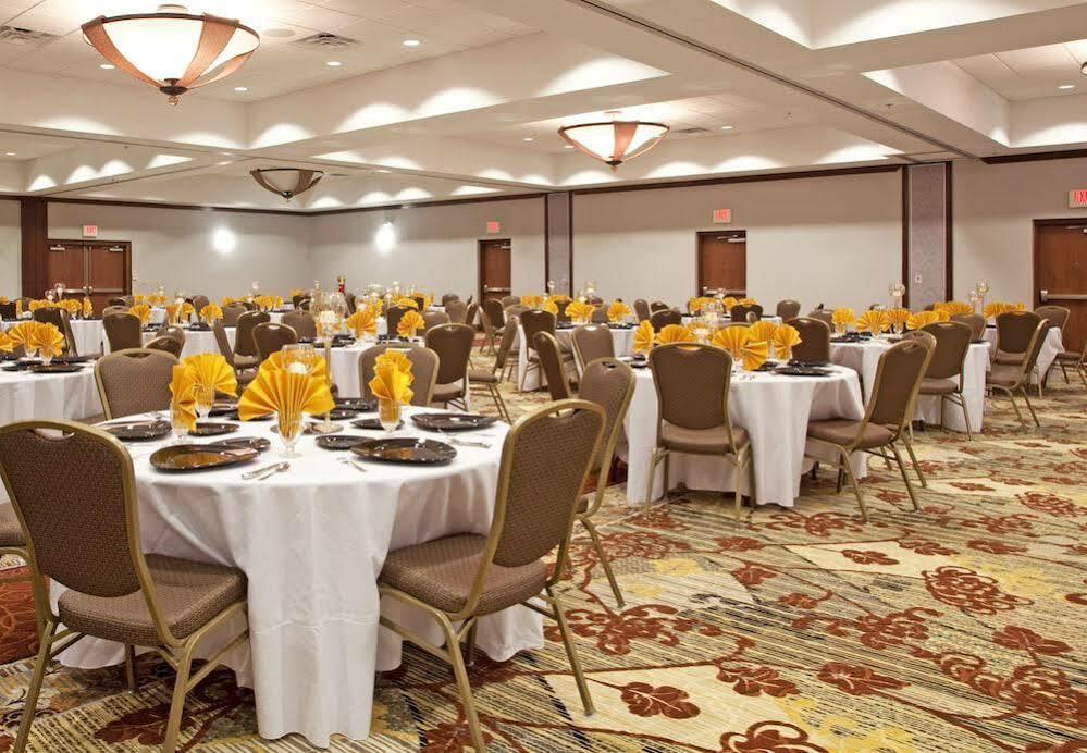 Hilton Garden Inn Columbia Airport, Sc Экстерьер фото